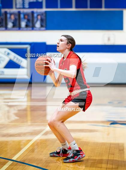 Thumbnail 2 in Raymore-Peculiar vs. Fort Osage (Grain Valley Invitational) photogallery.