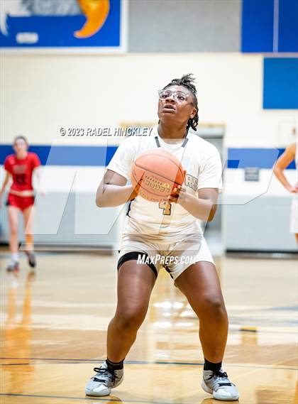 Thumbnail 1 in Raymore-Peculiar vs. Fort Osage (Grain Valley Invitational) photogallery.