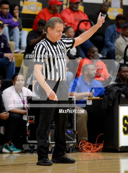Thumbnail 2 in Glen Oaks @ St. James (LHSAA 3A Regional Playoff) photogallery.