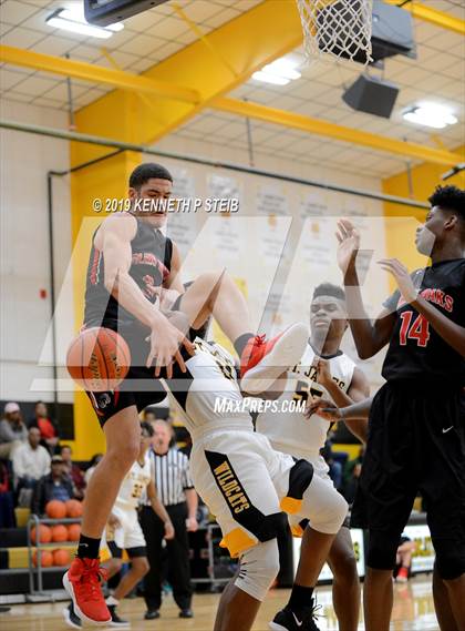 Thumbnail 1 in Glen Oaks @ St. James (LHSAA 3A Regional Playoff) photogallery.