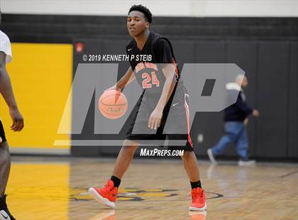 Thumbnail 1 in Glen Oaks @ St. James (LHSAA 3A Regional Playoff) photogallery.