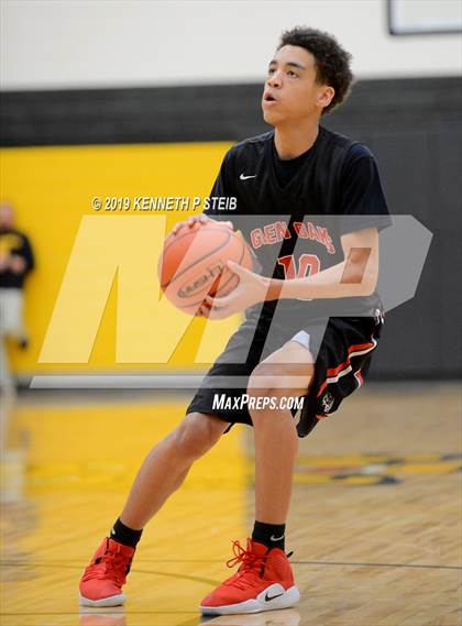 Thumbnail 2 in Glen Oaks @ St. James (LHSAA 3A Regional Playoff) photogallery.