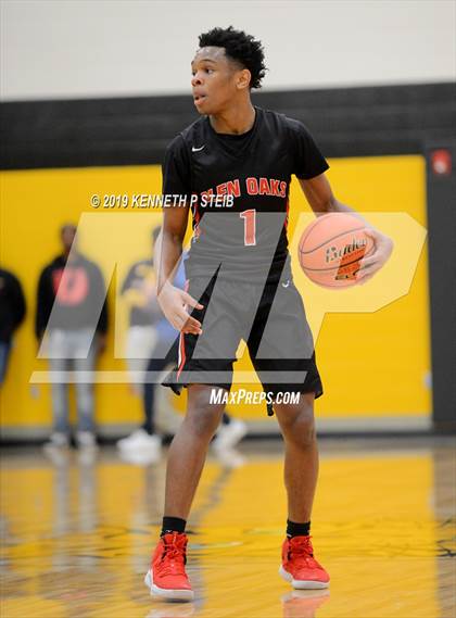 Thumbnail 3 in Glen Oaks @ St. James (LHSAA 3A Regional Playoff) photogallery.
