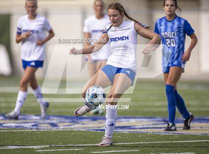 Thumbnail 2 in Model vs. Bremen (GHSA Class A Division I Championship) photogallery.