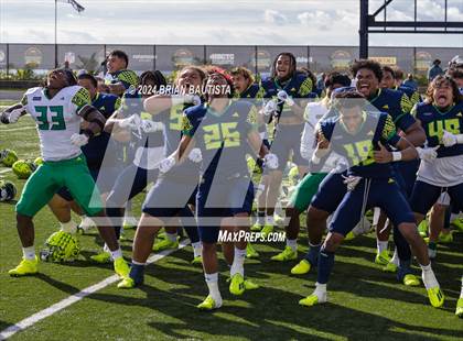 Thumbnail 2 in Polynesian Bowl (Team Mauka vs Team Makai) photogallery.
