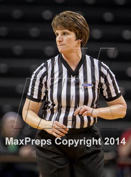 Thumbnail 2 in Newport Central Catholic vs Notre Dame (KHSAA Ninth Region Final) photogallery.