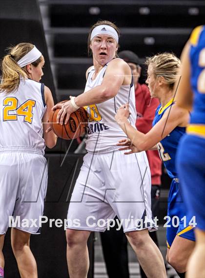 Thumbnail 2 in Newport Central Catholic vs Notre Dame (KHSAA Ninth Region Final) photogallery.