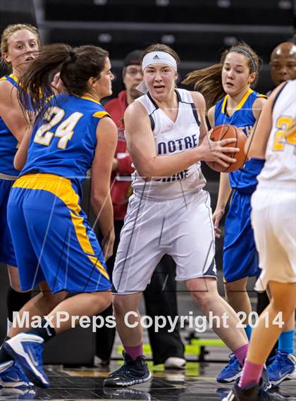 Thumbnail 1 in Newport Central Catholic vs Notre Dame (KHSAA Ninth Region Final) photogallery.