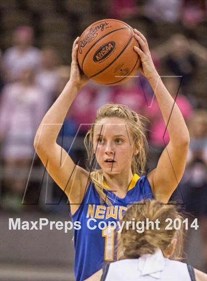 Thumbnail 1 in Newport Central Catholic vs Notre Dame (KHSAA Ninth Region Final) photogallery.