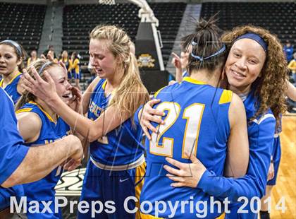 Thumbnail 1 in Newport Central Catholic vs Notre Dame (KHSAA Ninth Region Final) photogallery.