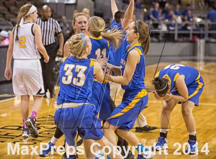 Thumbnail 1 in Newport Central Catholic vs Notre Dame (KHSAA Ninth Region Final) photogallery.