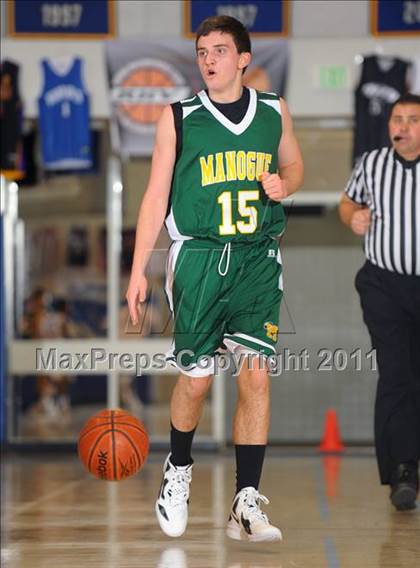 Thumbnail 2 in Bishop Manogue vs Lincoln (MaxPreps Holiday Classic) photogallery.
