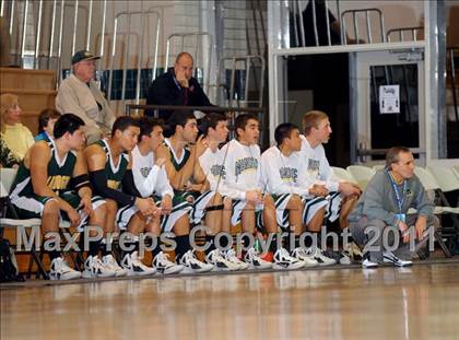 Thumbnail 2 in Bishop Manogue vs Lincoln (MaxPreps Holiday Classic) photogallery.