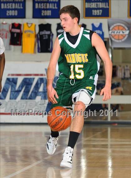 Thumbnail 3 in Bishop Manogue vs Lincoln (MaxPreps Holiday Classic) photogallery.