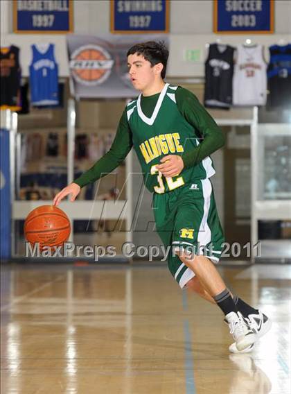 Thumbnail 2 in Bishop Manogue vs Lincoln (MaxPreps Holiday Classic) photogallery.