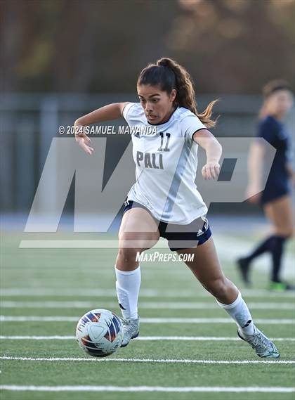 Thumbnail 3 in Palisades vs Birmingham photogallery.