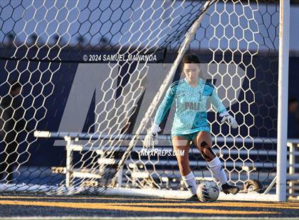 Thumbnail 2 in Palisades vs Birmingham photogallery.