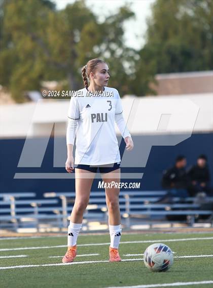 Thumbnail 1 in Palisades vs Birmingham photogallery.
