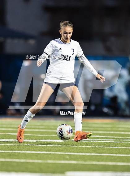 Thumbnail 2 in Palisades vs Birmingham photogallery.