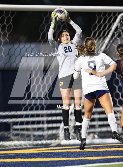 Thumbnail 2 in Palisades vs Birmingham photogallery.