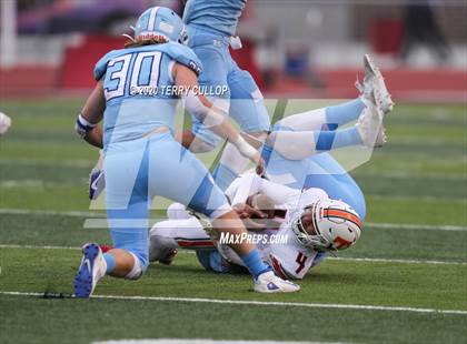 Thumbnail 1 in Salem Hills vs. Timpview (UHSAA 5A Semifinal) photogallery.