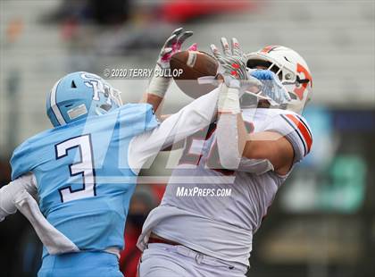 Thumbnail 1 in Salem Hills vs. Timpview (UHSAA 5A Semifinal) photogallery.