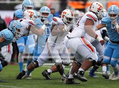 Thumbnail 3 in Salem Hills vs. Timpview (UHSAA 5A Semifinal) photogallery.