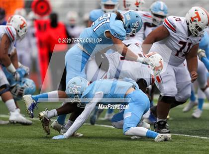 Thumbnail 1 in Salem Hills vs. Timpview (UHSAA 5A Semifinal) photogallery.