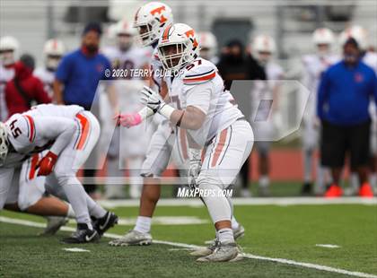 Thumbnail 1 in Salem Hills vs. Timpview (UHSAA 5A Semifinal) photogallery.