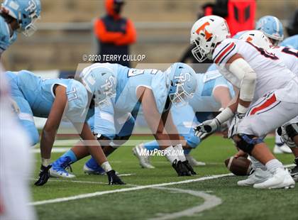 Thumbnail 1 in Salem Hills vs. Timpview (UHSAA 5A Semifinal) photogallery.
