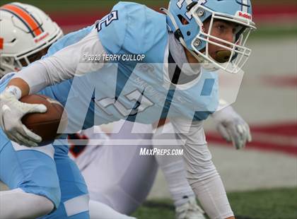 Thumbnail 3 in Salem Hills vs. Timpview (UHSAA 5A Semifinal) photogallery.