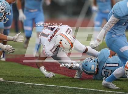 Thumbnail 3 in Salem Hills vs. Timpview (UHSAA 5A Semifinal) photogallery.