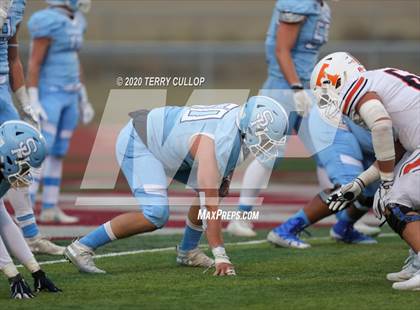 Thumbnail 1 in Salem Hills vs. Timpview (UHSAA 5A Semifinal) photogallery.