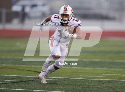 Thumbnail 2 in Salem Hills vs. Timpview (UHSAA 5A Semifinal) photogallery.