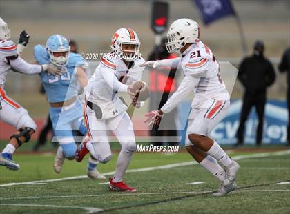 Thumbnail 2 in Salem Hills vs. Timpview (UHSAA 5A Semifinal) photogallery.