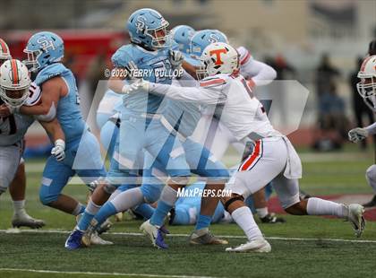 Thumbnail 1 in Salem Hills vs. Timpview (UHSAA 5A Semifinal) photogallery.