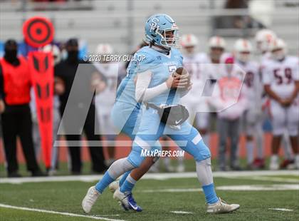 Thumbnail 3 in Salem Hills vs. Timpview (UHSAA 5A Semifinal) photogallery.