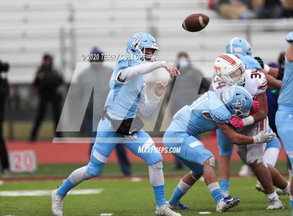 Thumbnail 3 in Salem Hills vs. Timpview (UHSAA 5A Semifinal) photogallery.