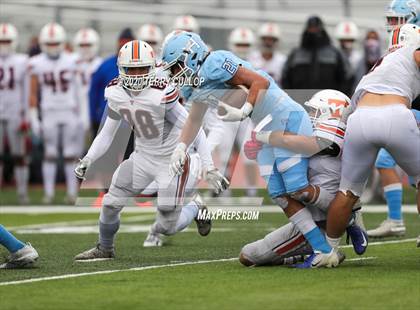 Thumbnail 2 in Salem Hills vs. Timpview (UHSAA 5A Semifinal) photogallery.