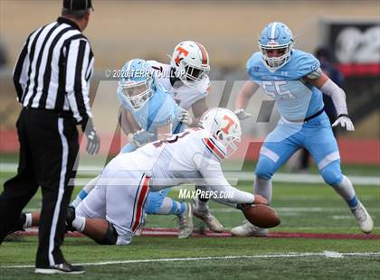 Thumbnail 3 in Salem Hills vs. Timpview (UHSAA 5A Semifinal) photogallery.