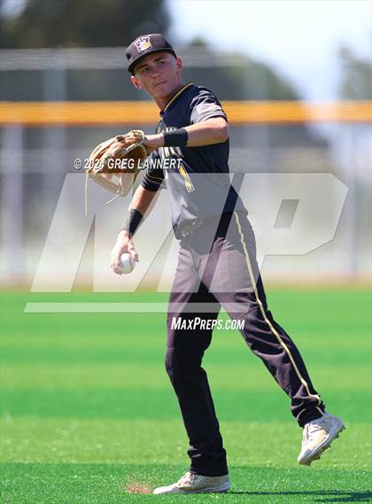 Thumbnail 1 in North Bay All Star Game photogallery.