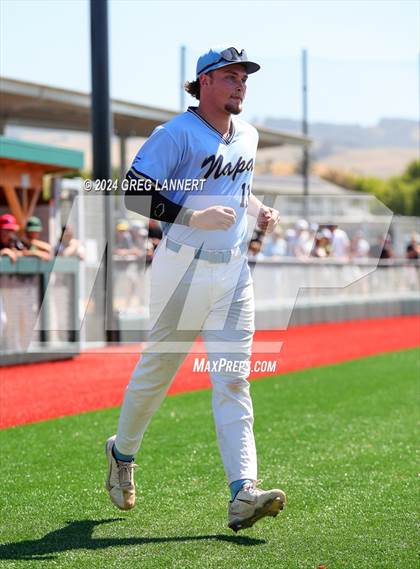 Thumbnail 1 in North Bay All Star Game photogallery.