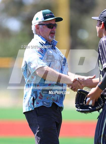 Thumbnail 1 in North Bay All Star Game photogallery.