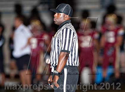 Thumbnail 1 in Oaks Christian vs. Granite Bay (Battle for Veterans) photogallery.