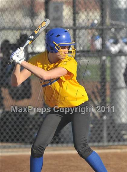 Thumbnail 3 in Reed vs. Del Campo (Victory Pre-Season T.O.C.) photogallery.