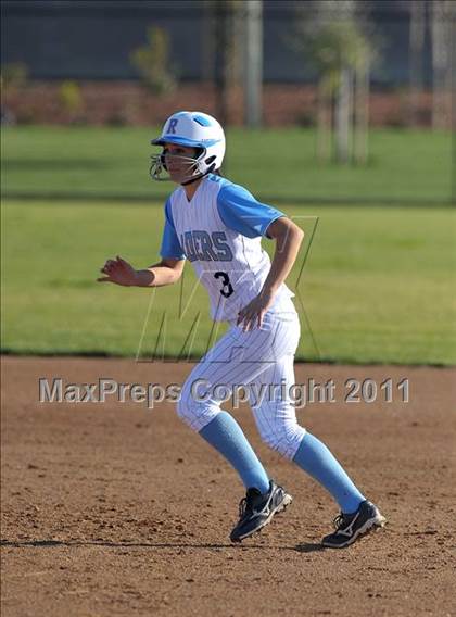 Thumbnail 1 in Reed vs. Del Campo (Victory Pre-Season T.O.C.) photogallery.