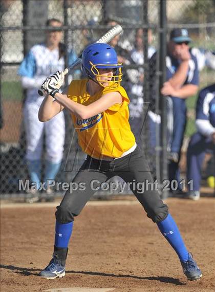 Thumbnail 1 in Reed vs. Del Campo (Victory Pre-Season T.O.C.) photogallery.
