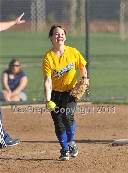 Thumbnail 2 in Reed vs. Del Campo (Victory Pre-Season T.O.C.) photogallery.