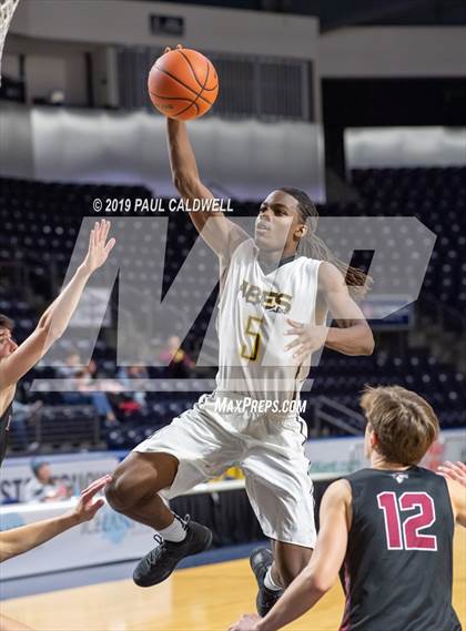 Thumbnail 1 in Eastlake vs. Lincoln (King's Showcase) photogallery.