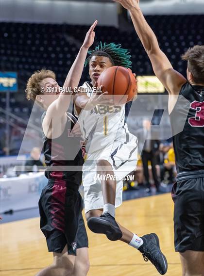Thumbnail 2 in Eastlake vs. Lincoln (King's Showcase) photogallery.